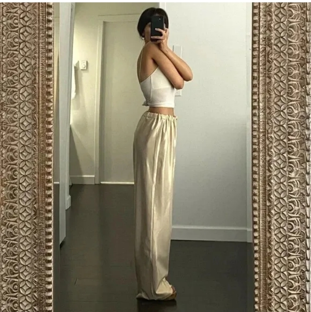 COPY - AEXAE metallic high rise wide leg trousers in gold size medium - Picture 4 of 9